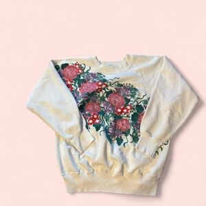 Ultra Sweats floral vintage Cream Sweatshirt